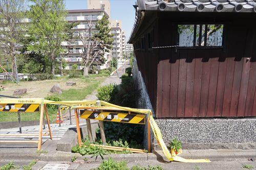 西側境界(2023年4月撮影) 西側境界(2023年4月撮影)