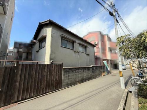 阪急「曽根」駅から阪急「梅田」駅まで乗り換え無し、約14分でアクセス可能! 阪急「曽根」駅から阪急「梅田」駅まで乗り換え無し、約14分でアクセス可能!